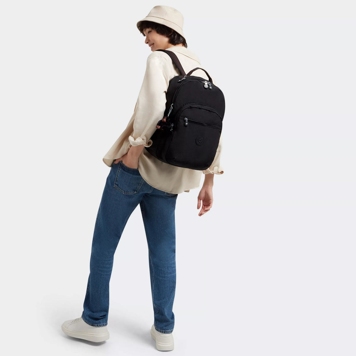 Seoul Large 15" Laptop Backpack True Black2 - 2