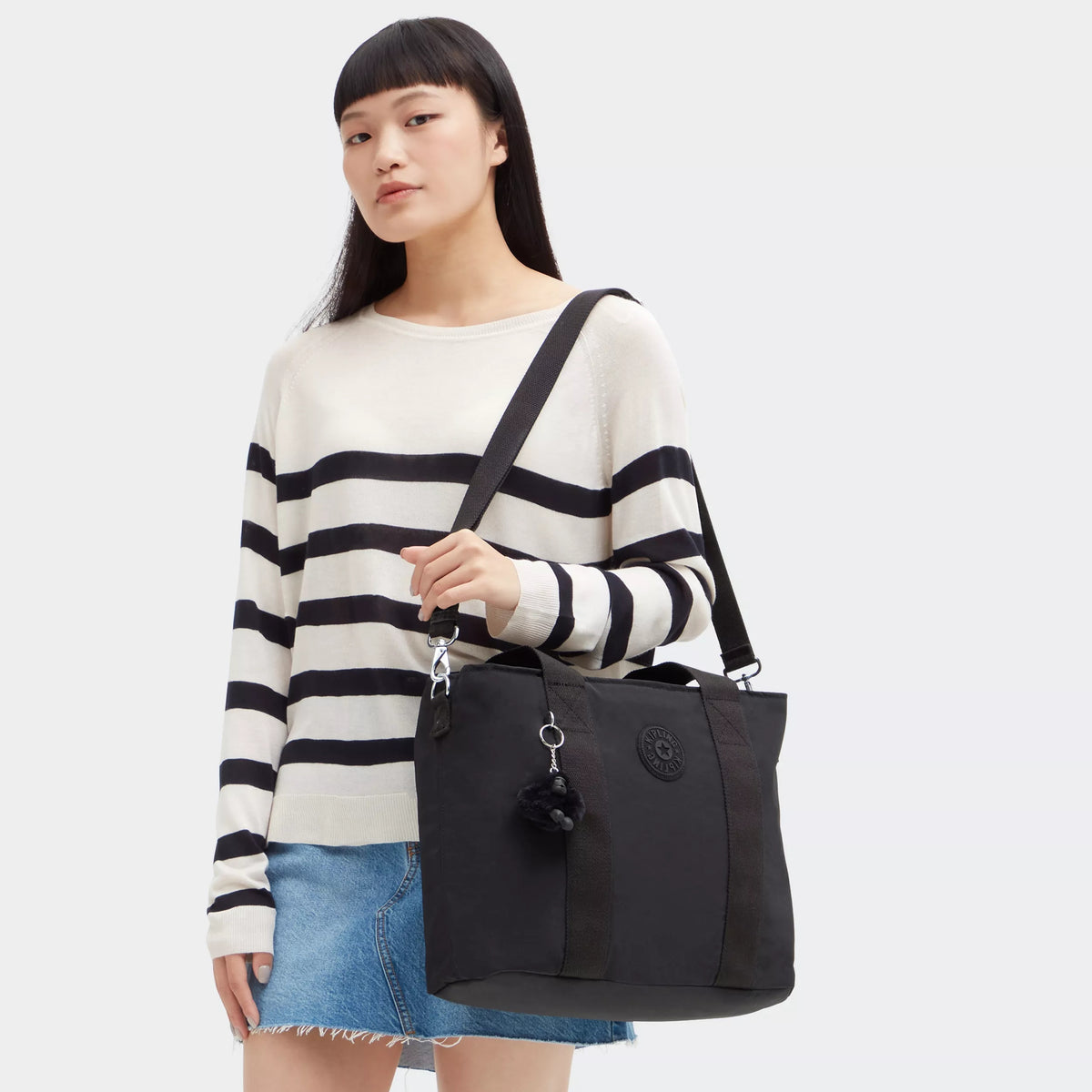 Minta Large Shoulder Bag Black Noir - 2